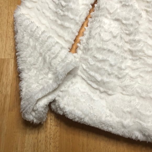 ✨ PATAGONIA WHITE FLUFFY JACKET - Picture 7 of 11